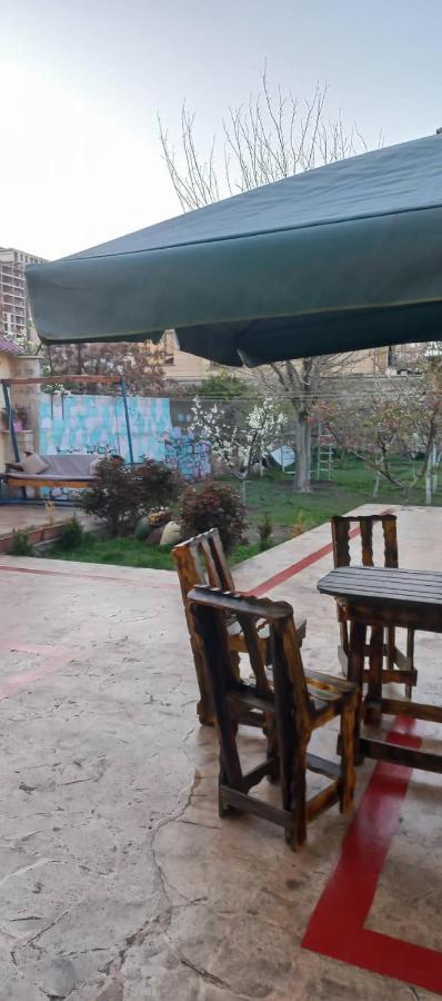 Hotel Bonjour House Erevan Esterno foto