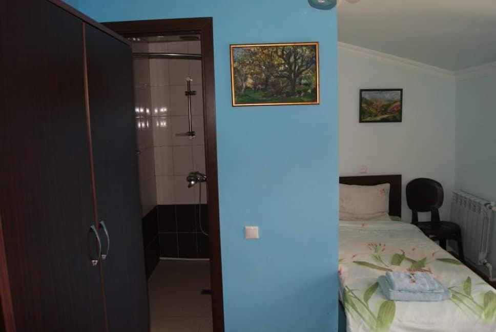 Hotel Bonjour House Erevan Esterno foto