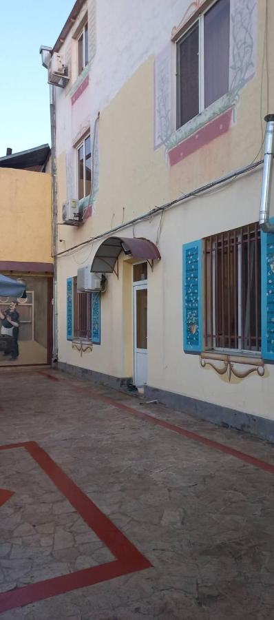 Hotel Bonjour House Erevan Esterno foto