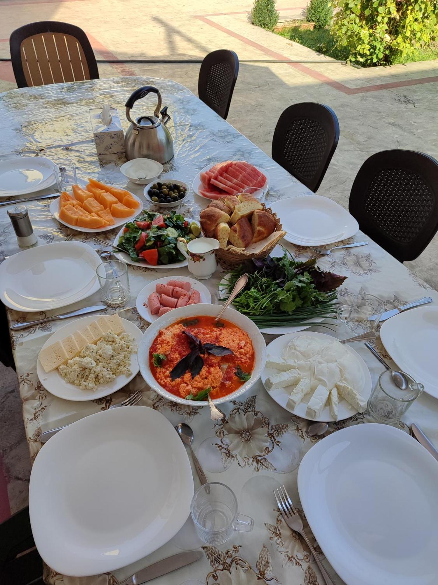 Hotel Bonjour House Erevan Esterno foto